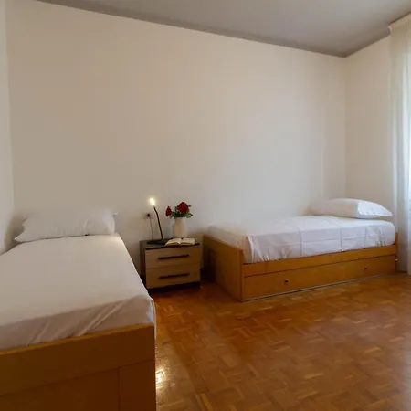 Mamma Ciccia - Casa Imperia Lägenhet Mandello del Lario